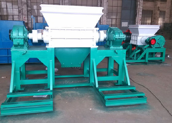 China Professional Waste Tire Shredder Machine Q235 Body Material Optional Color supplier