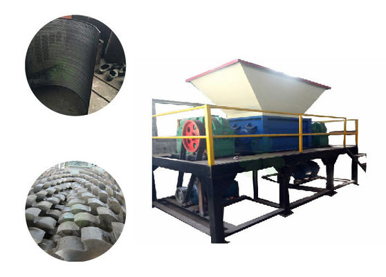 China Four Shaft Waste Wood Shredder Machine With 4-5t/H Capacity Low Noise supplier