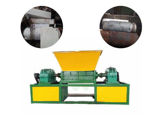 China Multifunctional Four Shaft Shredder Machine For Municipal Solid Waste supplier