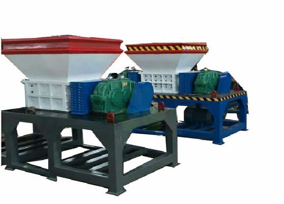 China Electrical Metal Crusher Machine Twin Shaft Type Environmentally Friendly supplier
