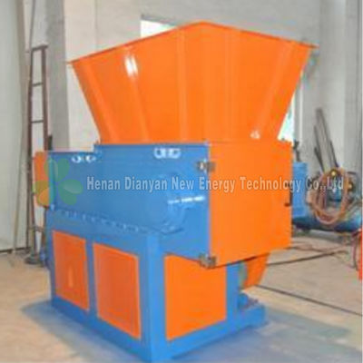 China Waste Recycling Plastic Lumps Shredder , Plastic Container Shredder Single Shaft supplier